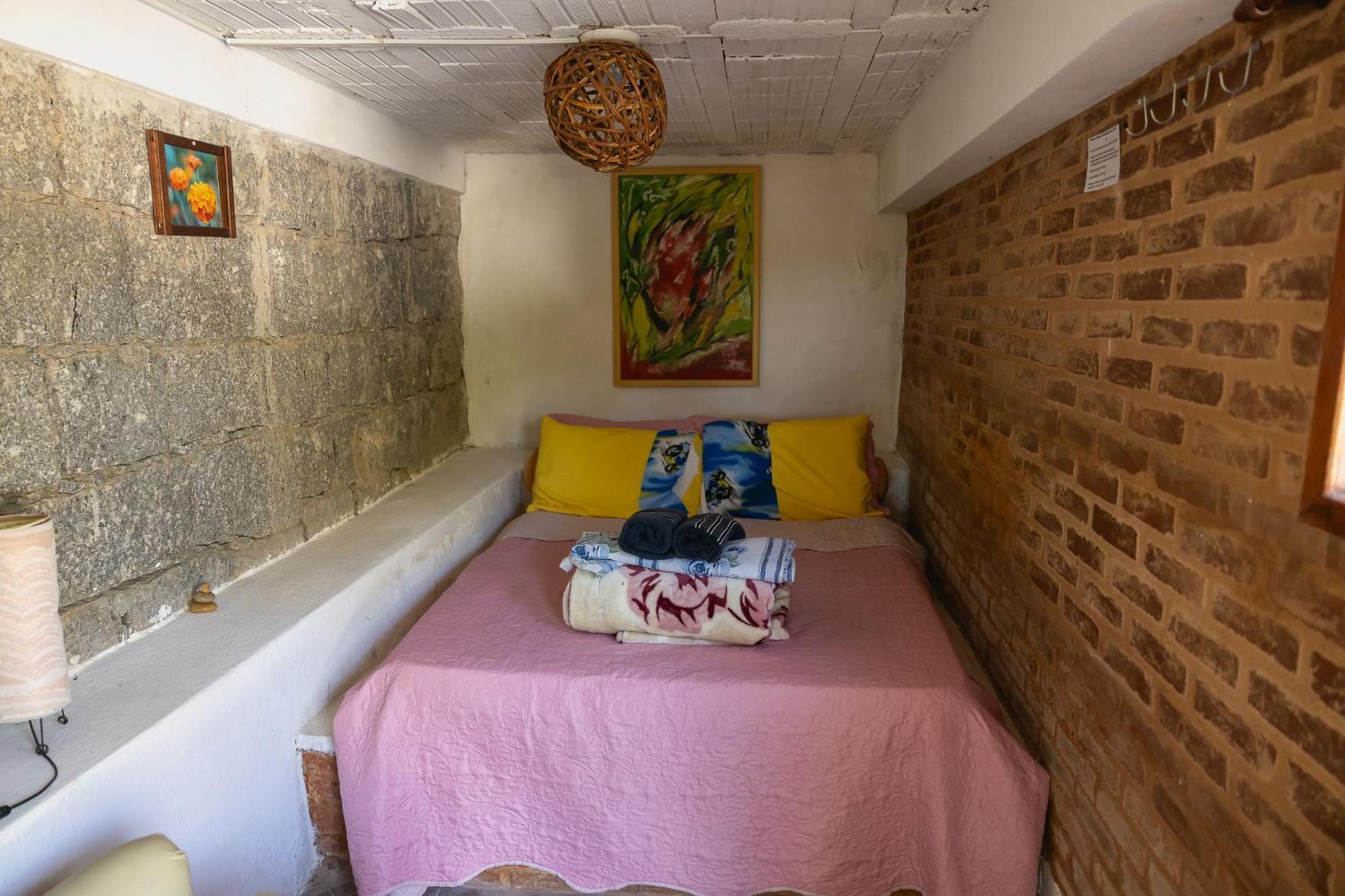 Hostel Yellow House Mg Itamonte Exterior photo