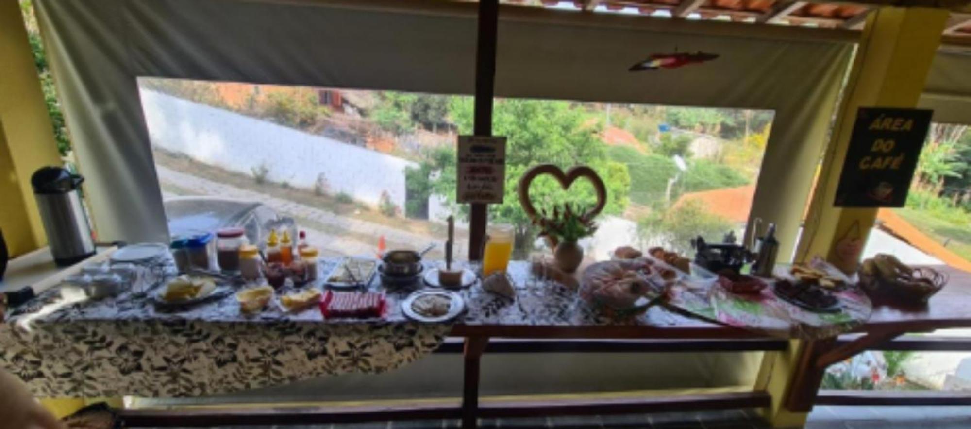 Hostel Yellow House Mg Itamonte Exterior photo